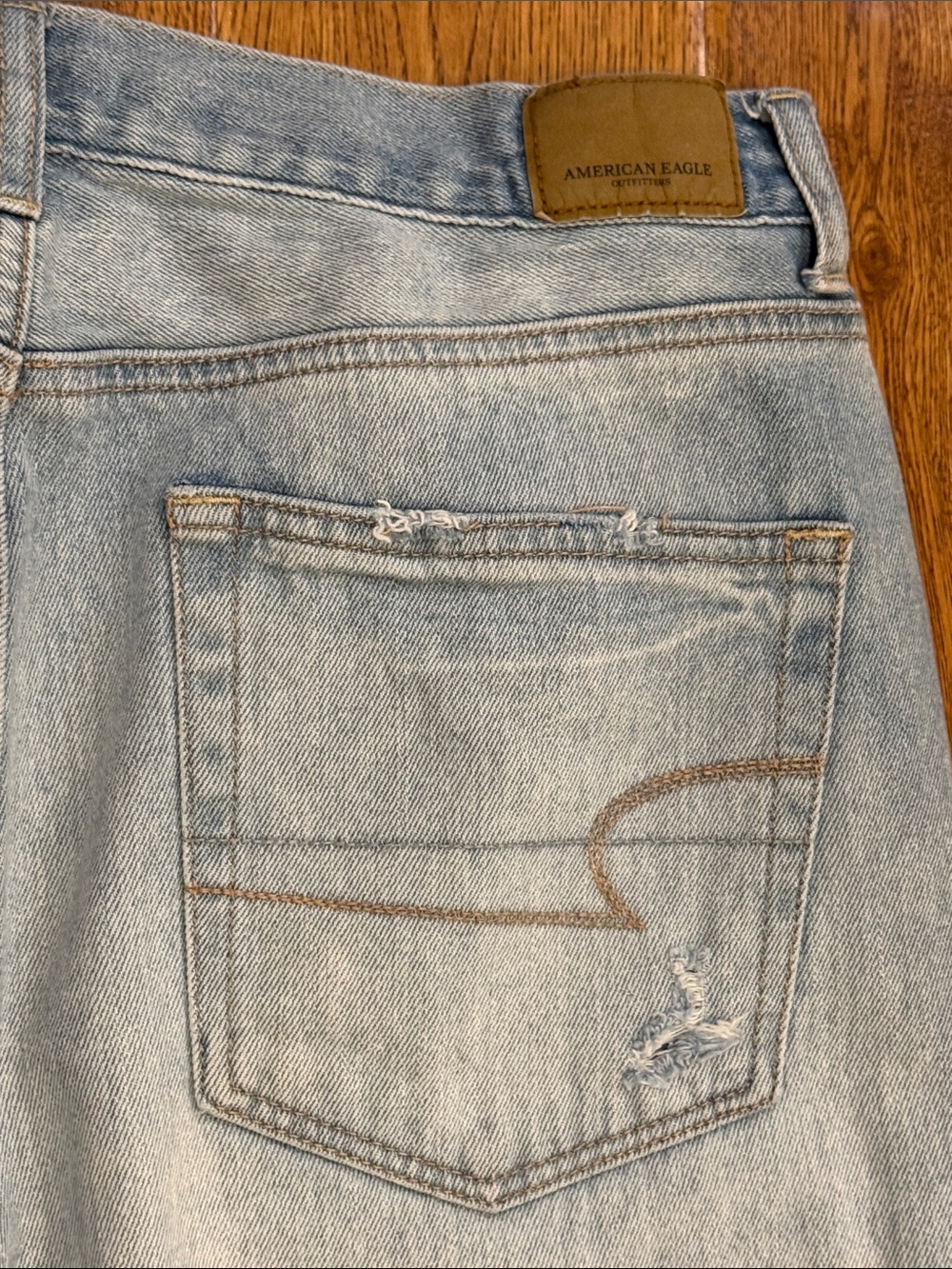 American Eagle Mom Jean - Picture 11 of 11